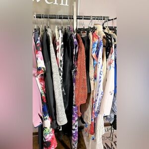 LIVE SHOW Unlisted coming up ITEMS